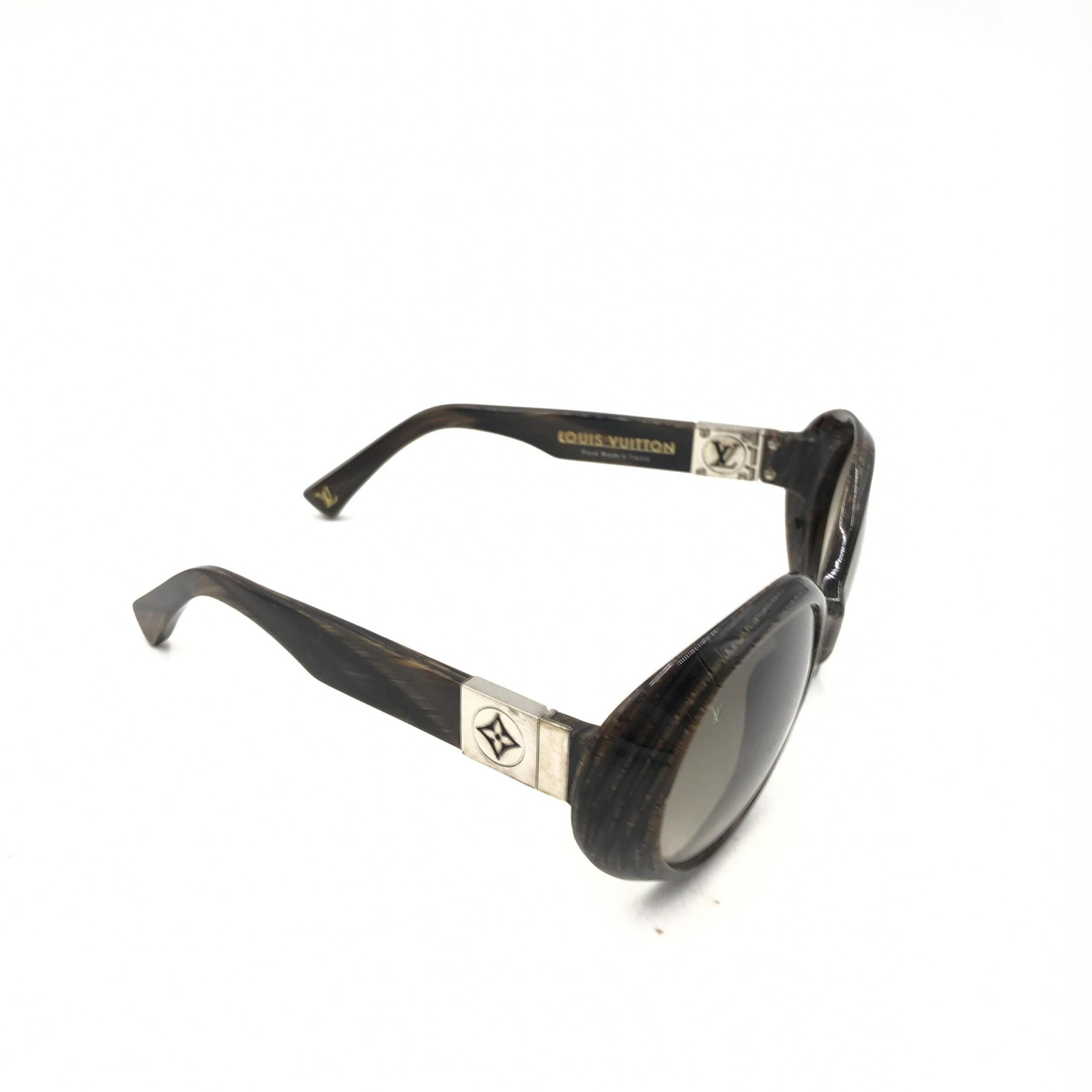 Louis Vuitton Suspense BugEye Sunglases, Polarized