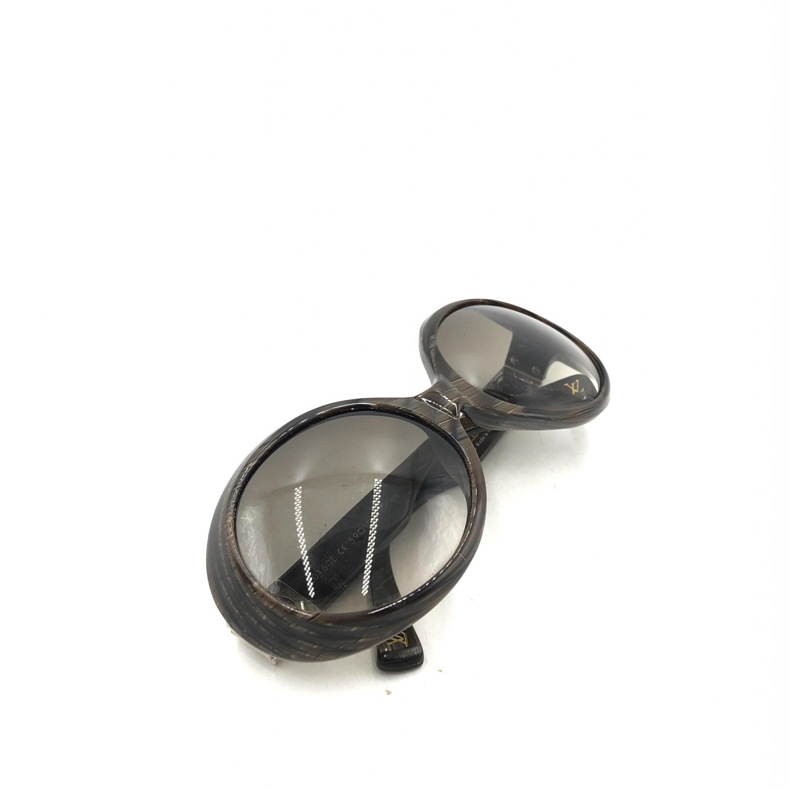 Louis Vuitton Suspense BugEye Sunglases, Polarized