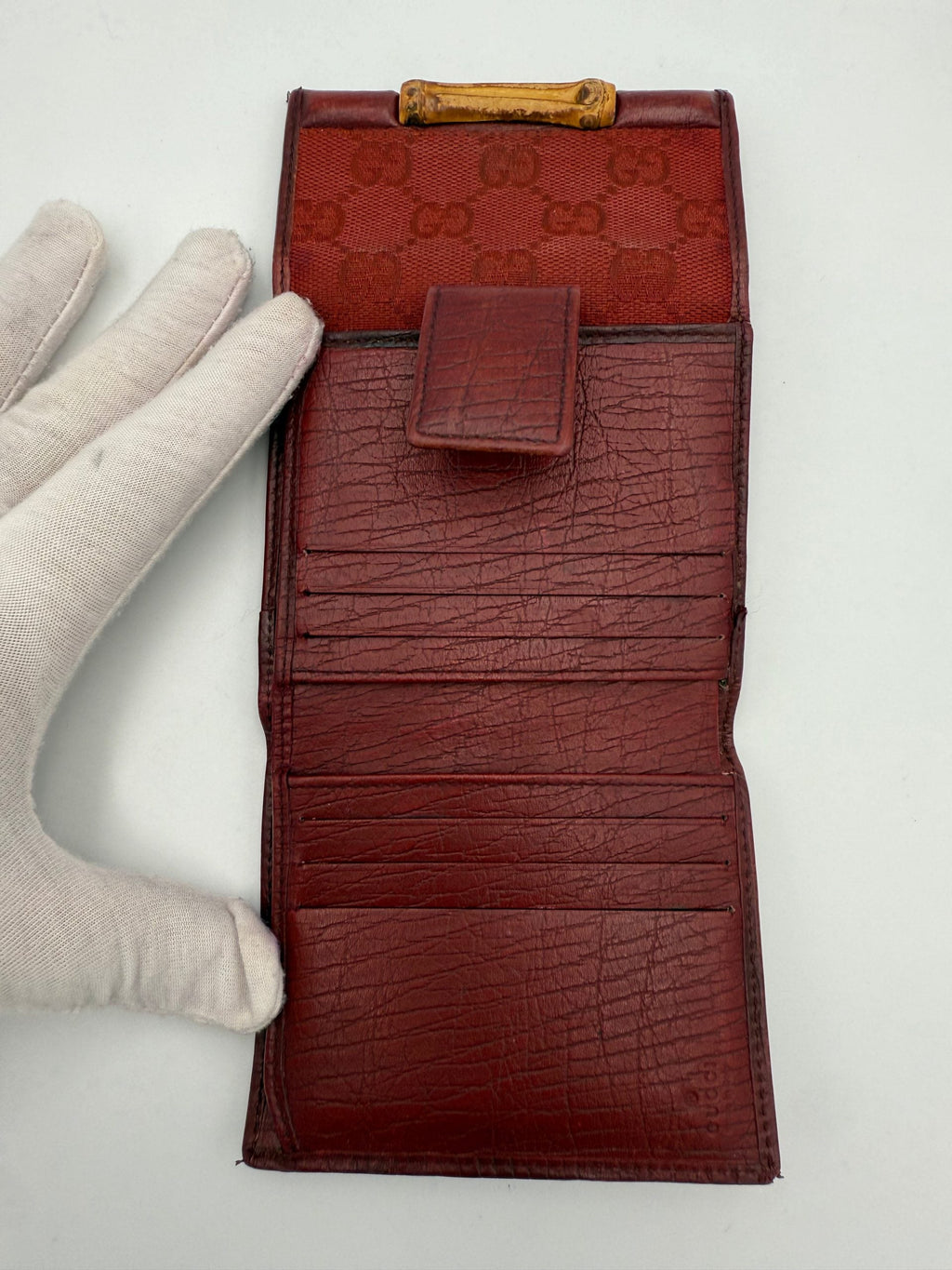 Gucci GUCCI GG Canvas Compact Wallet