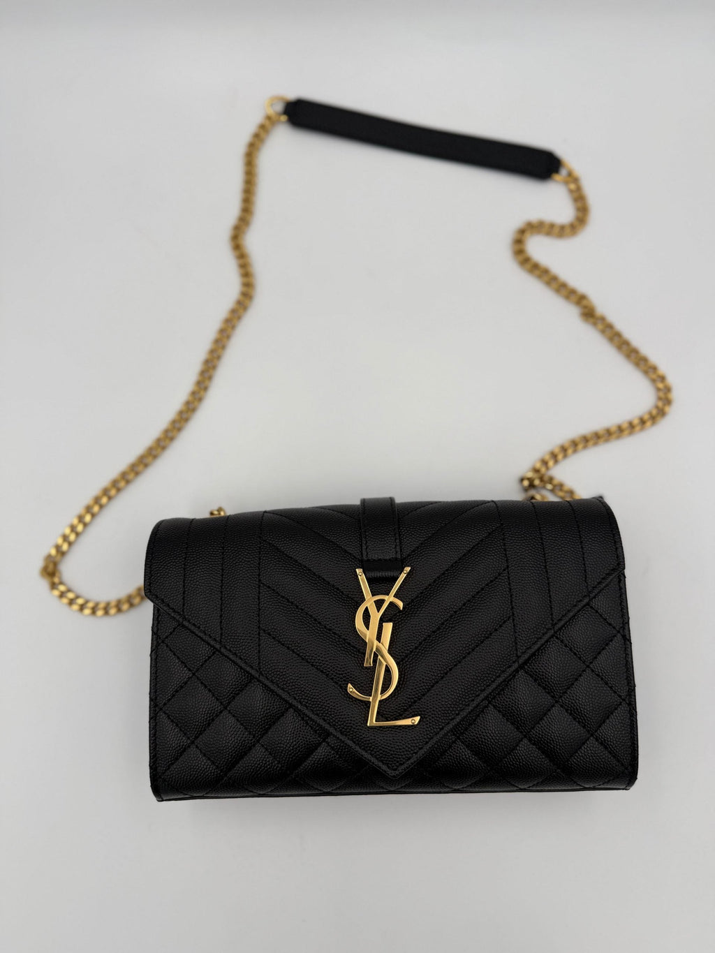 Saint Laurent SAINT LAURENT ENVELOPE SMALL in Black Grained Leather Handbag