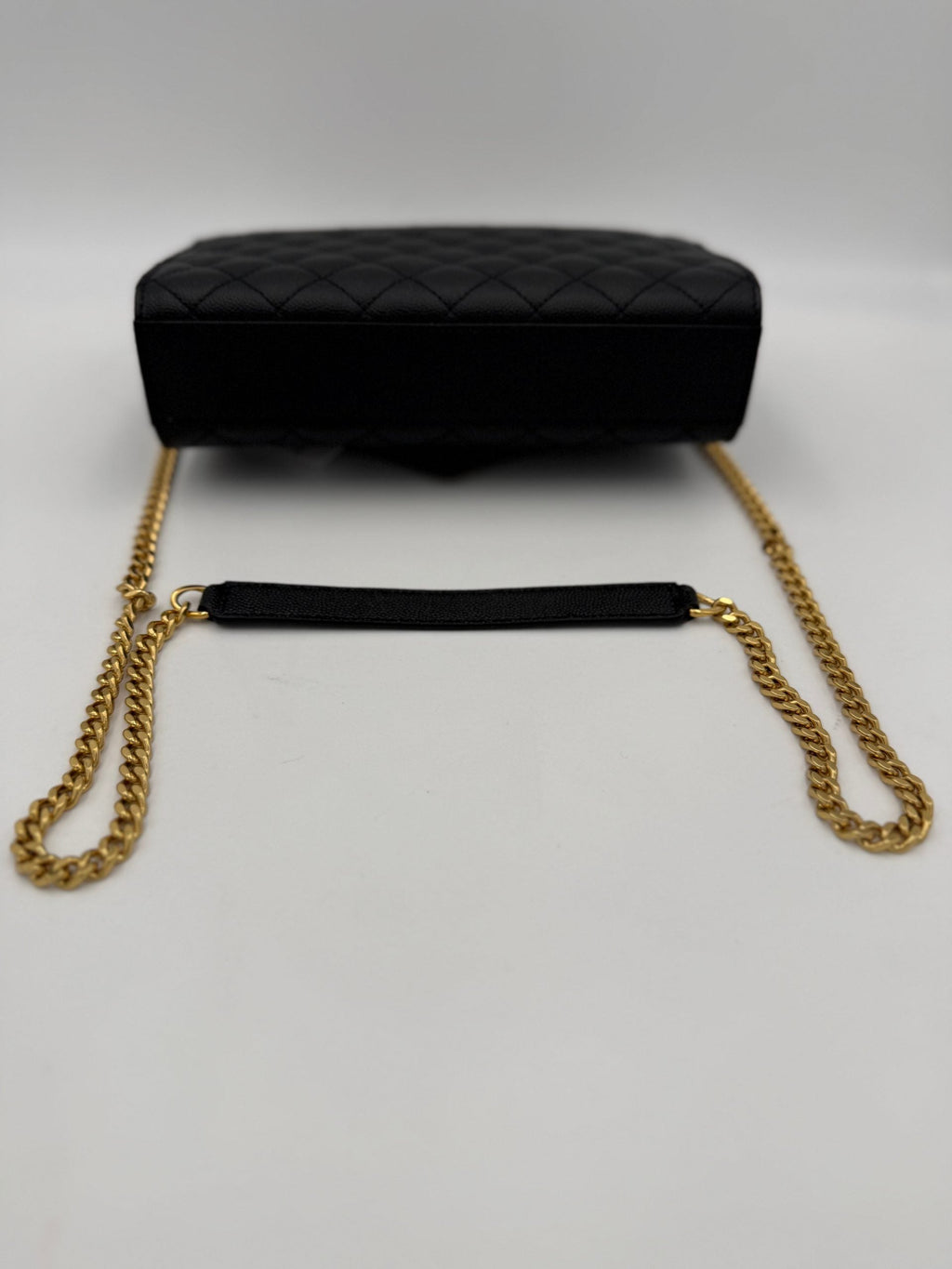 Saint Laurent SAINT LAURENT ENVELOPE SMALL in Black Grained Leather Handbag