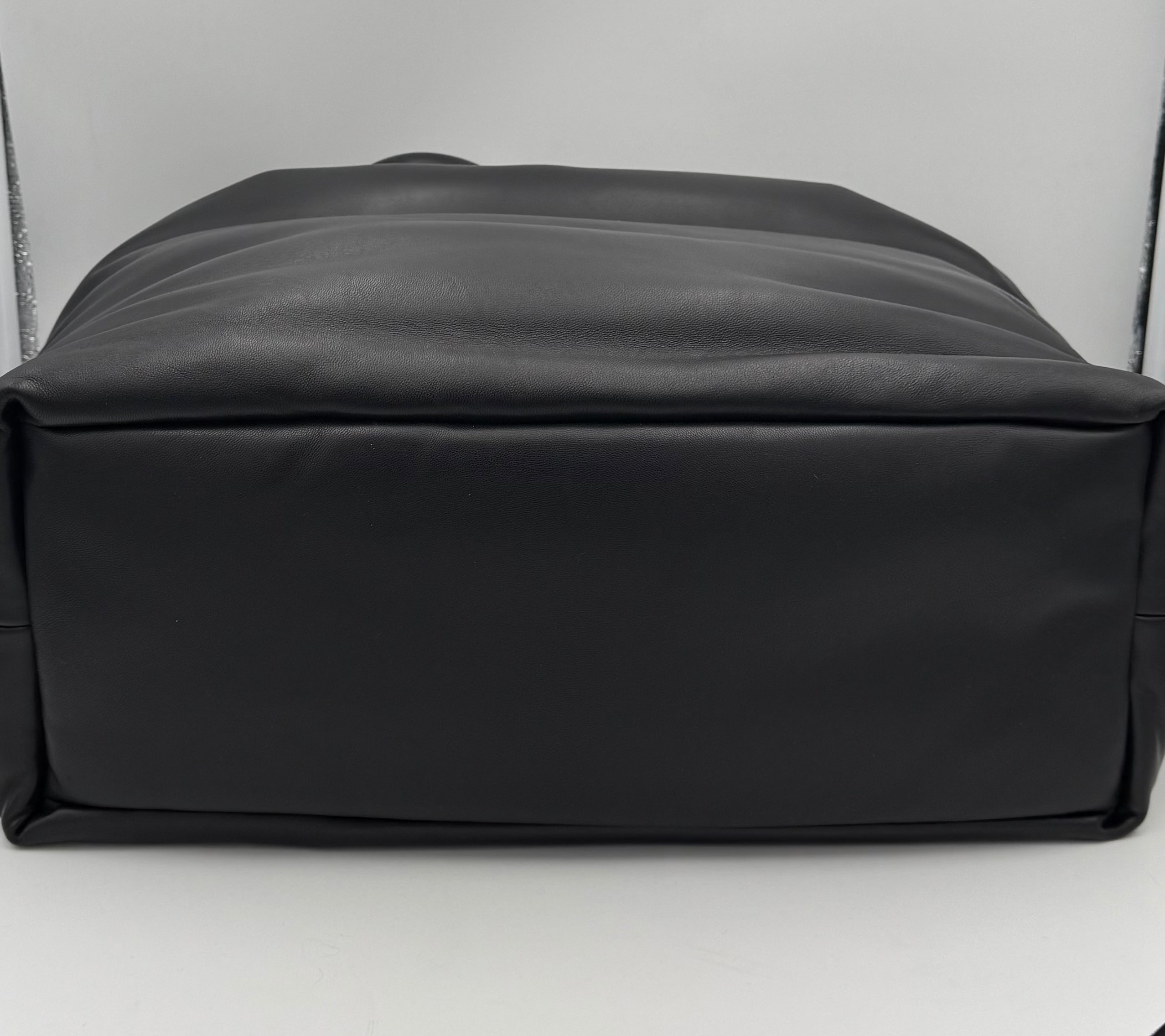 Saint Laurent SAINT LAURENT Shopping Bag Large in Lambskin Saint Laurent