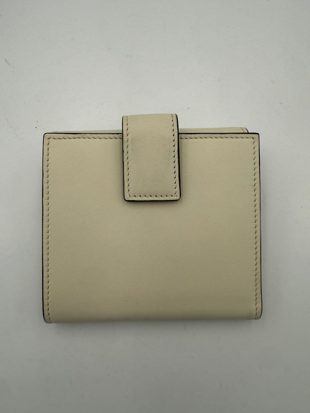 Gucci GUCCI GG Marmont Compact Wallet