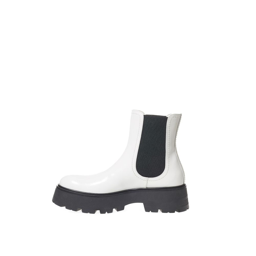 Alexander McQueen Black And White Leather Chelsea Boots Alexander McQueen